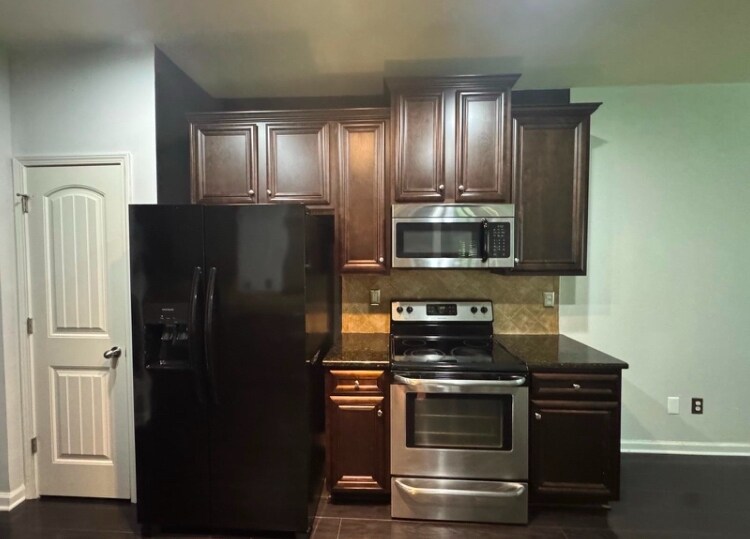 Building Photo - 1592 Pressley Ln