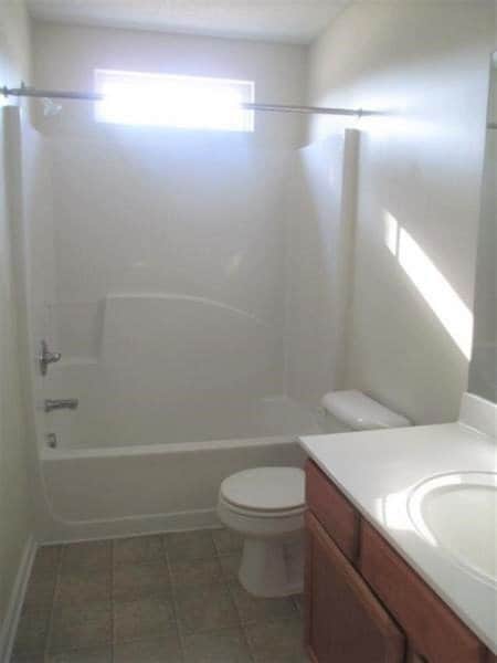 Building Photo - 203 Smallberry Ct