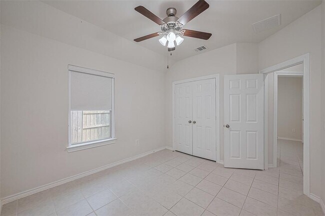 Building Photo - 6723 Widdenbrook Trace