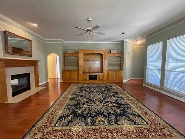 Building Photo - 3710 White River Dr