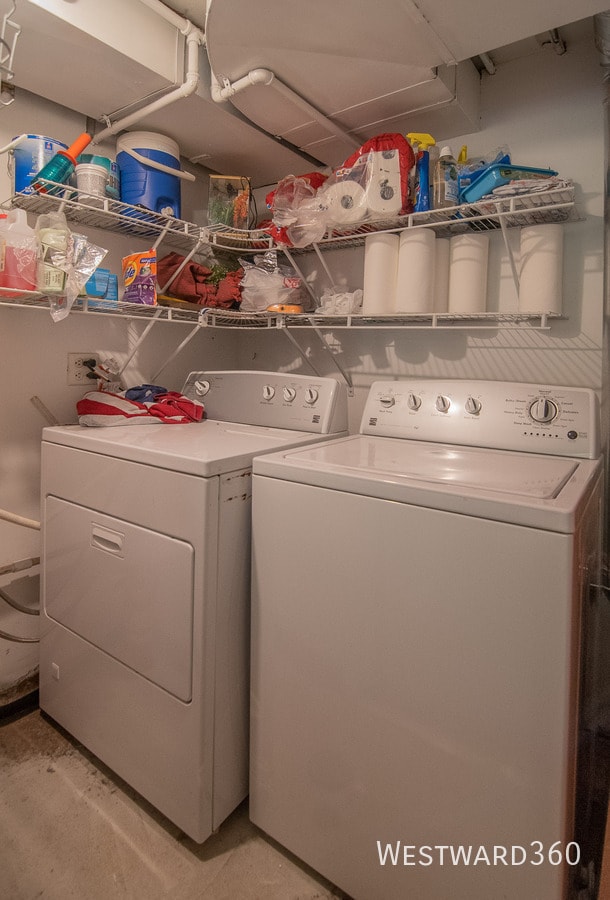 Building Photo - 1709 W Barry Ave