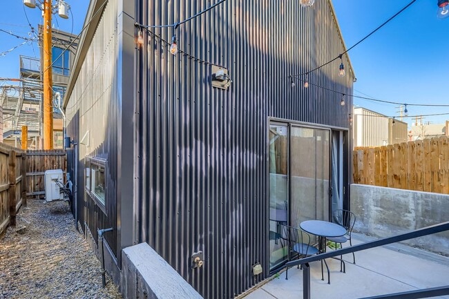 Building Photo - Stylish Loft-Style 1 Bedroom in the Heart of RiNo with Garage and Private Patio