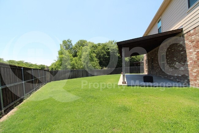 Building Photo - 1115 Quartz Trl