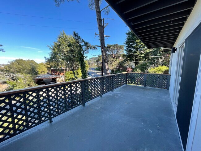 Deck - 239 Corte Madera Ave
