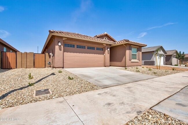 Building Photo - 17050 W Artemisa Ave