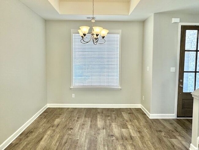 Building Photo - Now Leasing a 4-bedroom 2.5 bath in Byhalia.
