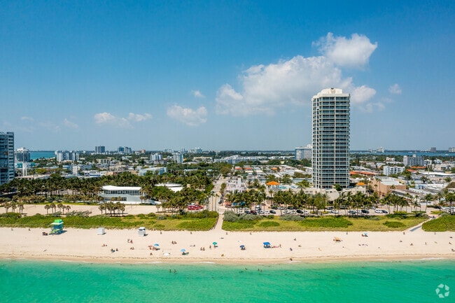Building Photo - Olsen Hotel Condo