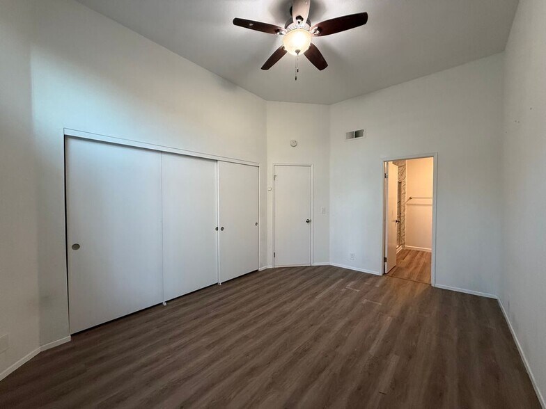 Building Photo - 90 Cherry Ridge Ln