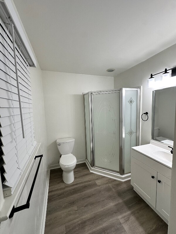 Building Photo - 508 Crown Crescent