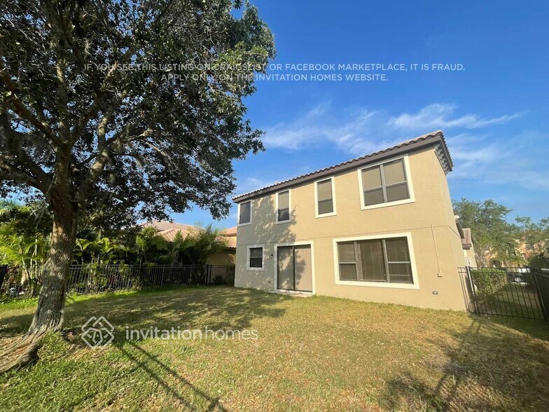 Building Photo - 20351 Chestnut Grove Dr
