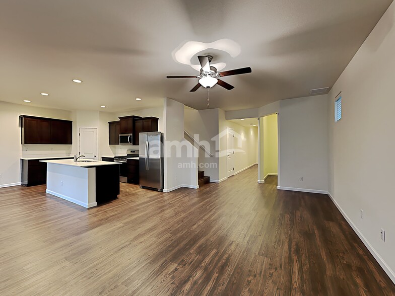 Building Photo - 1963 NW 22nd St