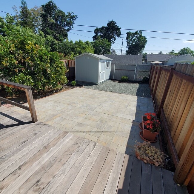 Building Photo - A Great Value in Pleasant Hill Poet's Corn...