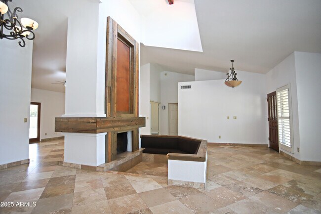 Building Photo - 10575 E Mission Ln