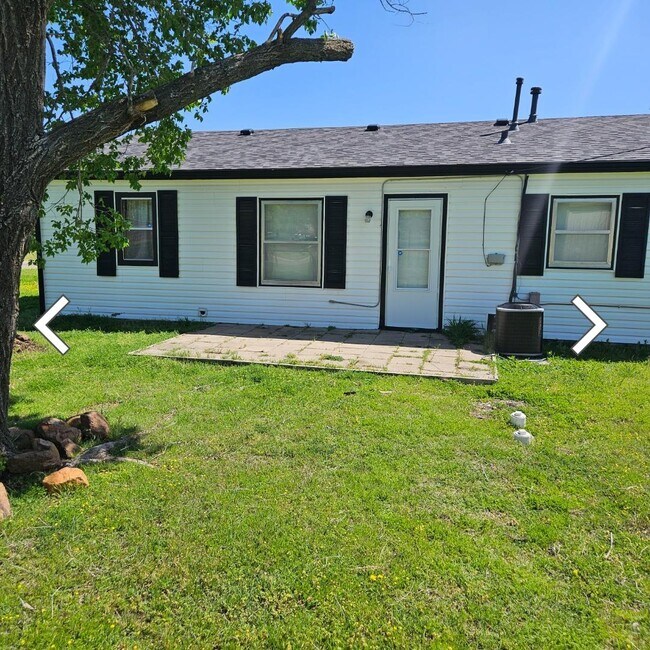 Building Photo - 2324 NW 30th St