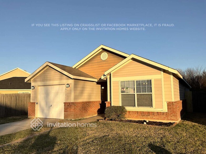 Building Photo - 1852 Village Park Trail