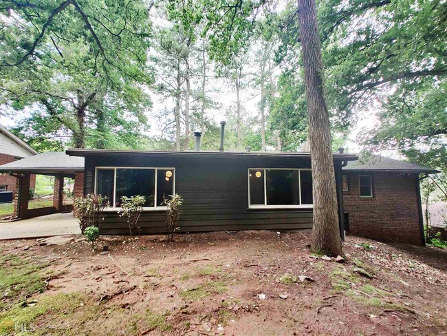Building Photo - 522 Milligan Dr