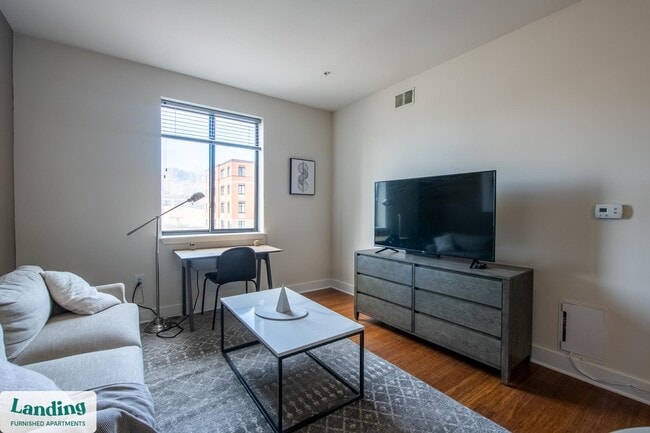 Building Photo - 1820 E Broad St