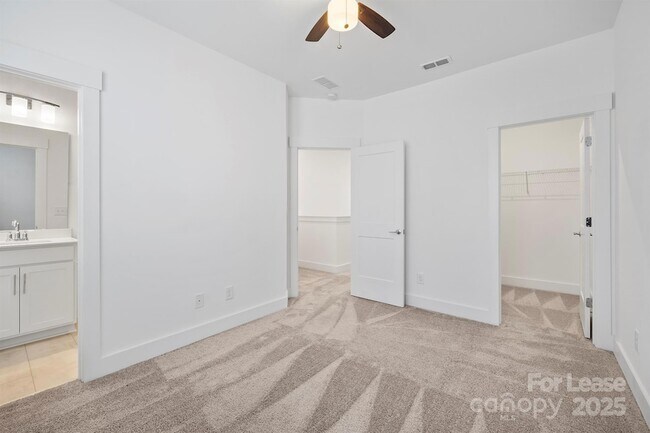 Building Photo - 4018 Capital Rdg Ct