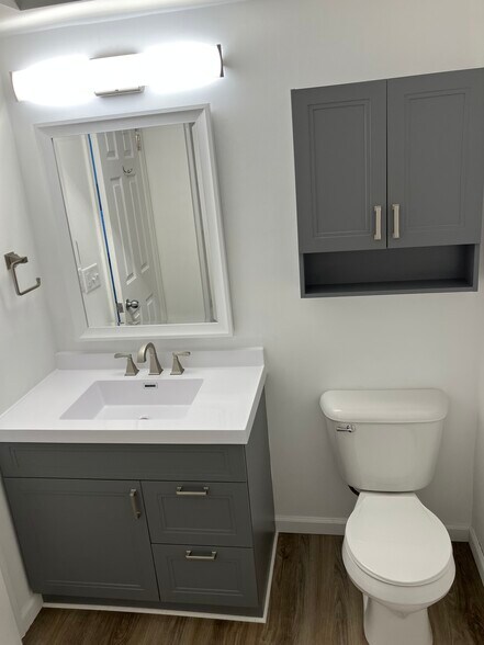 Brand new bathroom - 5601 N Humboldt Ave