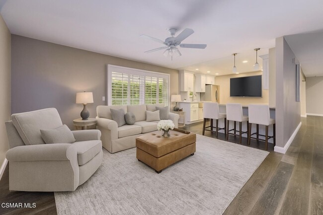 Building Photo - 6058 Hedgewall Dr