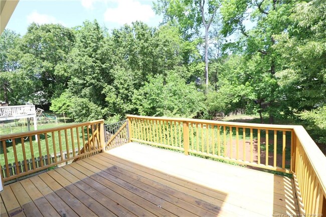 Building Photo - 203 Abbey Oak Ln