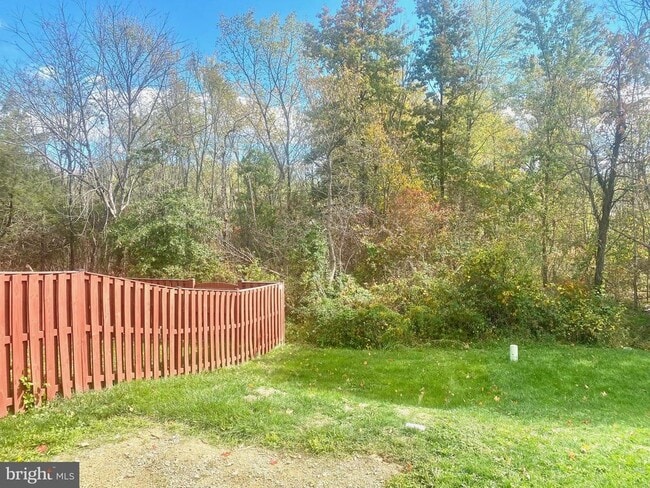 Building Photo - 162 Lexington Ct