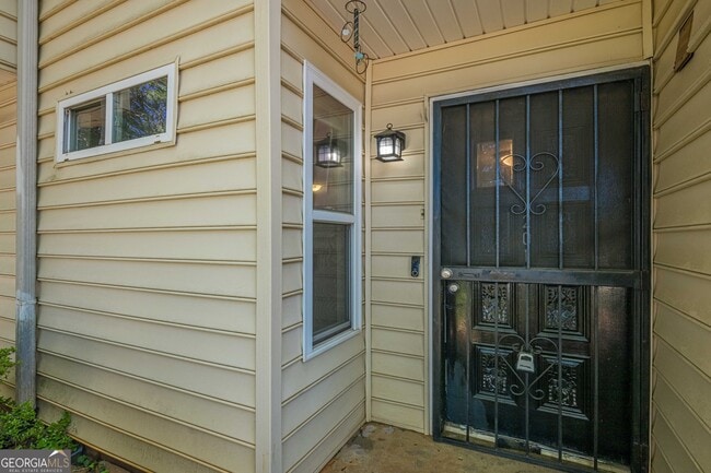 Building Photo - 2016 Oak Park Ln