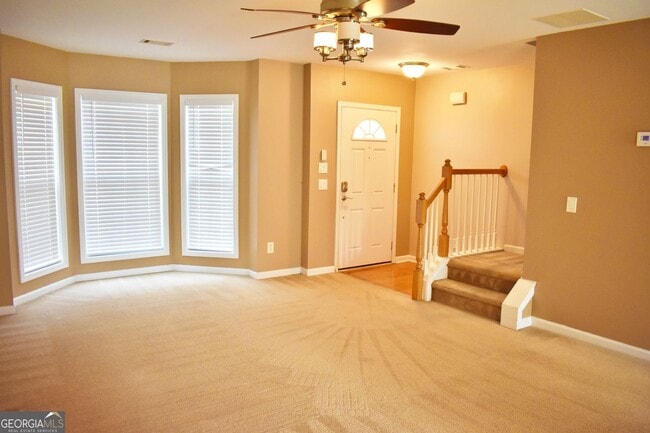 Building Photo - 2015 Lisa Springs Dr SW