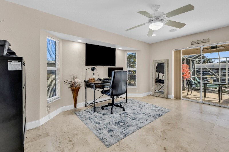 Building Photo - 3354 Dover Dr