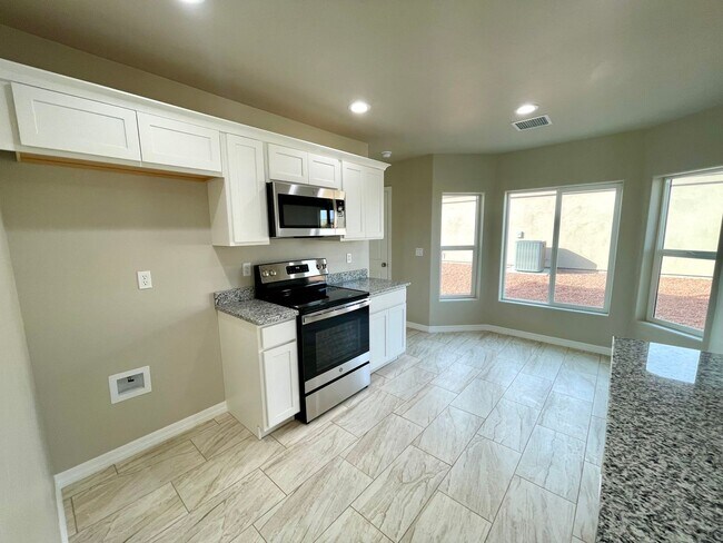Building Photo - Cute home built in 2023 with garage and la...