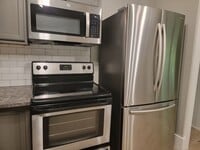 Building Photo - Accepting  DeKalb Housing Choice & HUD /VA...