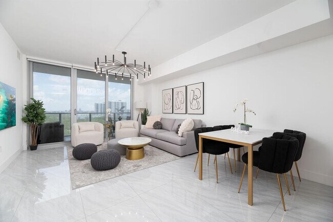 Building Photo - 16385 Biscayne Blvd