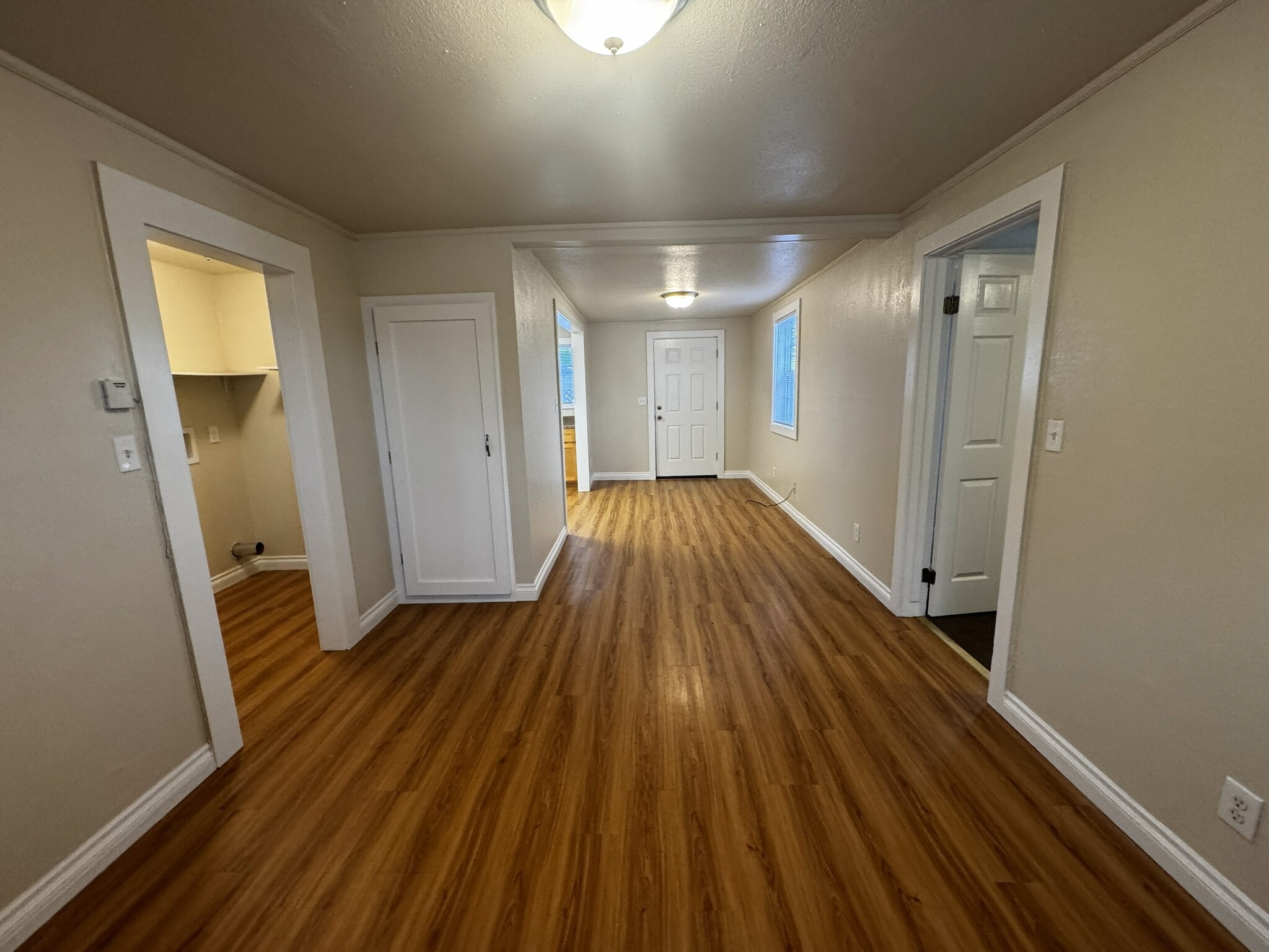 Building Photo - 1705 Quaker St