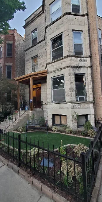 Building Photo - 3727 N Wayne Ave