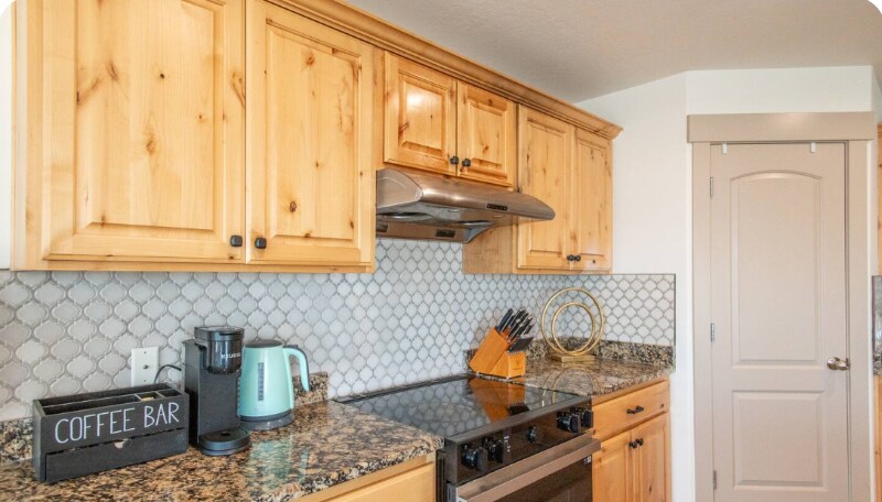 Building Photo - 14343 S Highfield Dr