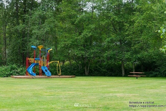 Building Photo - 10826 NE 148th Ln