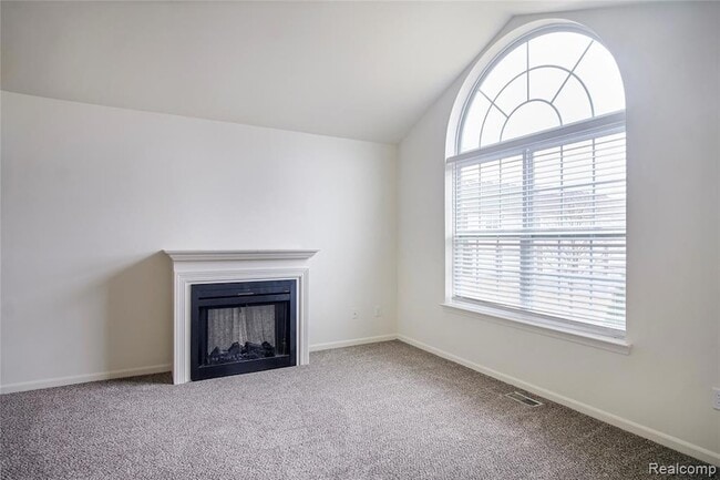 Building Photo - 29742 Fox Run Cir