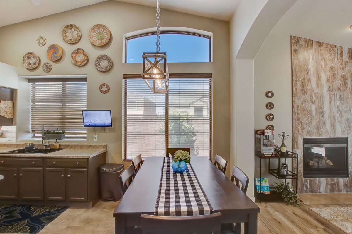 Building Photo - 5432 W Muriel Dr