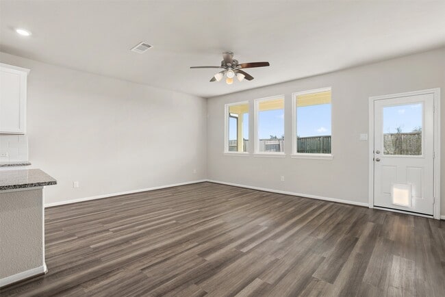 Building Photo - 13401 Emerald Mallard Dr