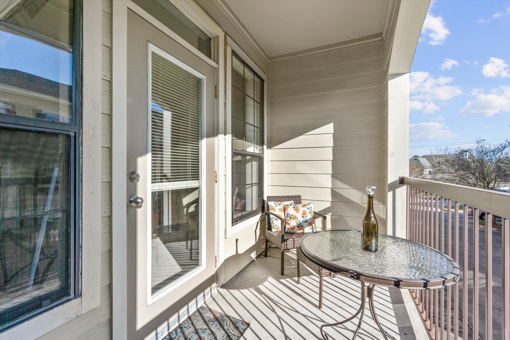 Balcony - 6765 Corporate Blvd