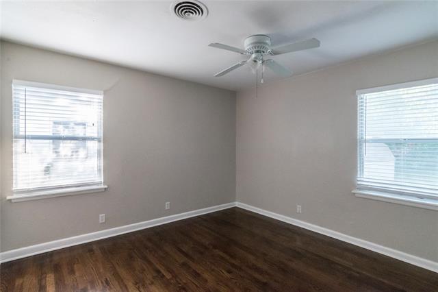 Building Photo - 2124 Fenwick Dr