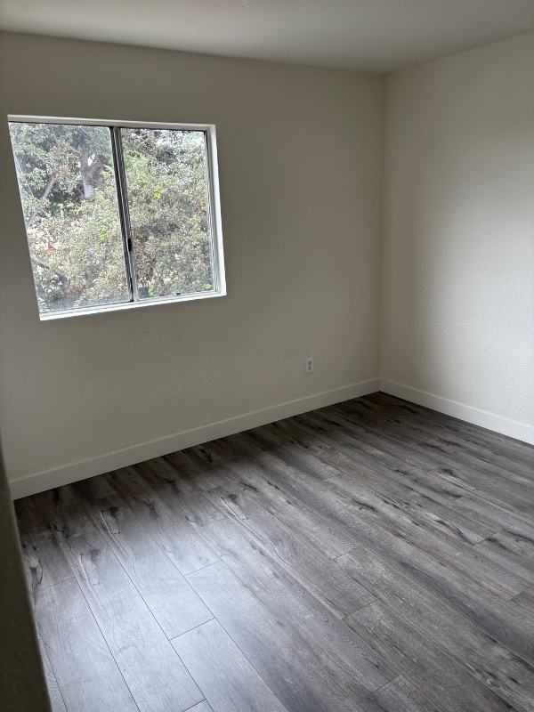 Building Photo - 9605 S Avalon Blvd