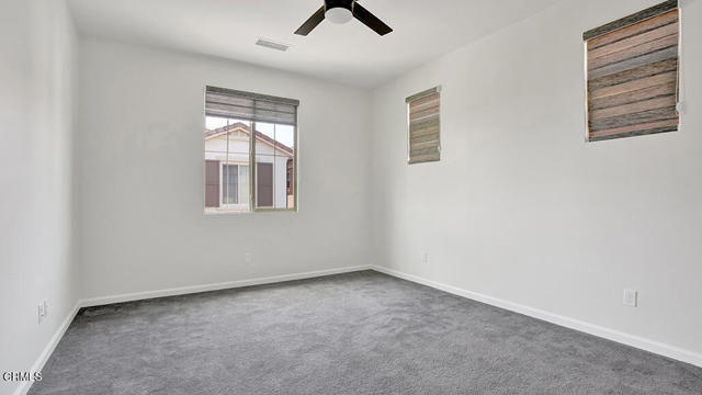 Building Photo - 137 Primrose Dr