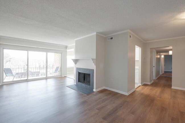 Building Photo - 1509 Regency Woods Rd