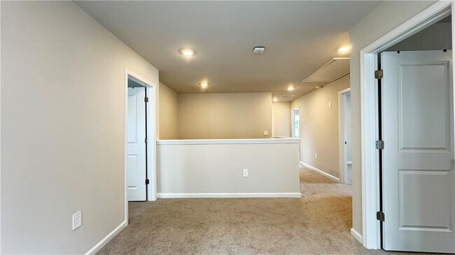 Building Photo - 1498 High Fls Ln