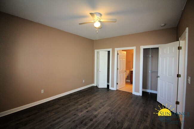 Building Photo - Great 2 Bedroom Unit in Fort Walton