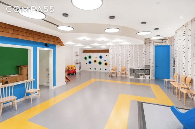 Building Photo - Sun-Soaked Southwest Corner Residence at Cielo