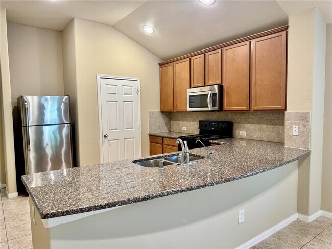 Building Photo - 2303 Corry Crest Cir