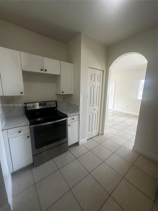 Building Photo - 26524 SW 138th Ave