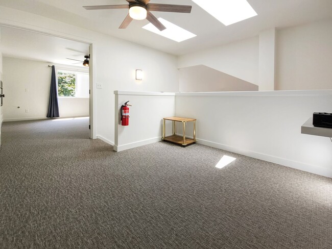 Building Photo - Spacious Remodeled Home with 3 Car Garage,...